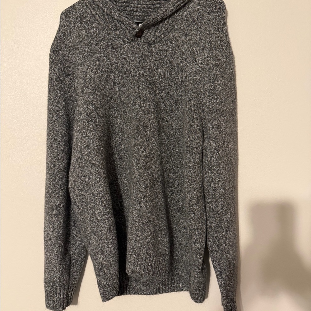 Old Navy Men's Charcoal Turtleneck Sweater